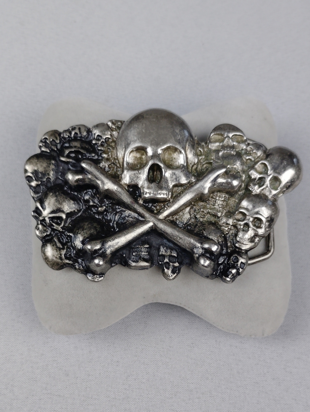 Men's Silver Skull Crossbones Belt Buckle